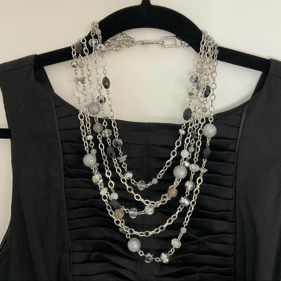 Cookie Lee Jewelry - Statement Necklace - Like New - 19.5” - Picture 2 of 10